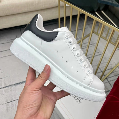 Women's Oversized White Shoes Alexander Leather Platform Sneakers Top Quality Unisex Casual Skateboard Shoes