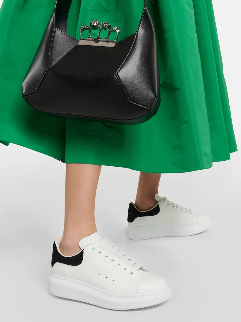 Women's Oversized White Shoes Alexander Leather Platform Sneakers Top Quality Unisex Casual Skateboard Shoes