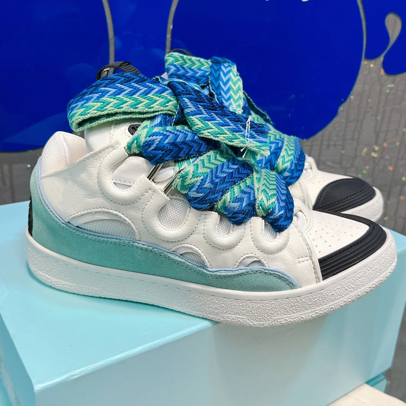 Men's Top Quality Retro Board Shoes Designer LANV Thick Tongue Colorful Matching Casual Leather Bread Sneakers