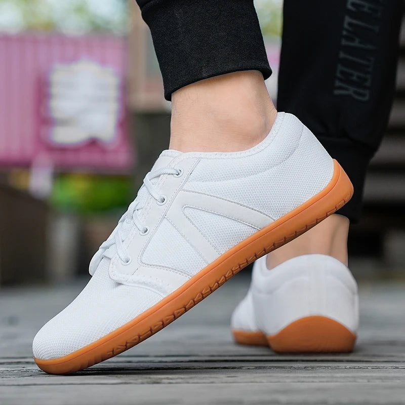 Unisex Wide Barefoot Sneakers Minimalist Outdoor Trail Running Shoes Lightweight Breathable Walking Shoes for Women