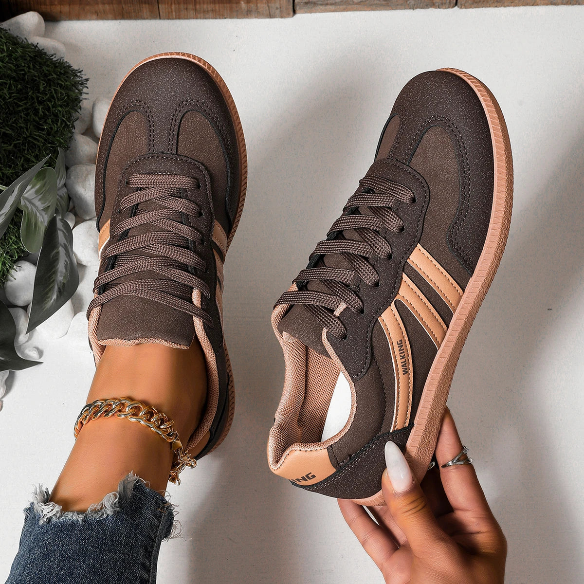 Women Sneakers 2025 Spring New Luxury Flat Loafers Comfortable Slip on Soft Female Sneakers Lightweight Outdoor Shoes for Women