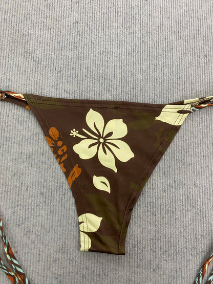 Floral retro pattern beach casual style spice bikini 2026 spring and summer new personality fashion girl sexy two-piece suit