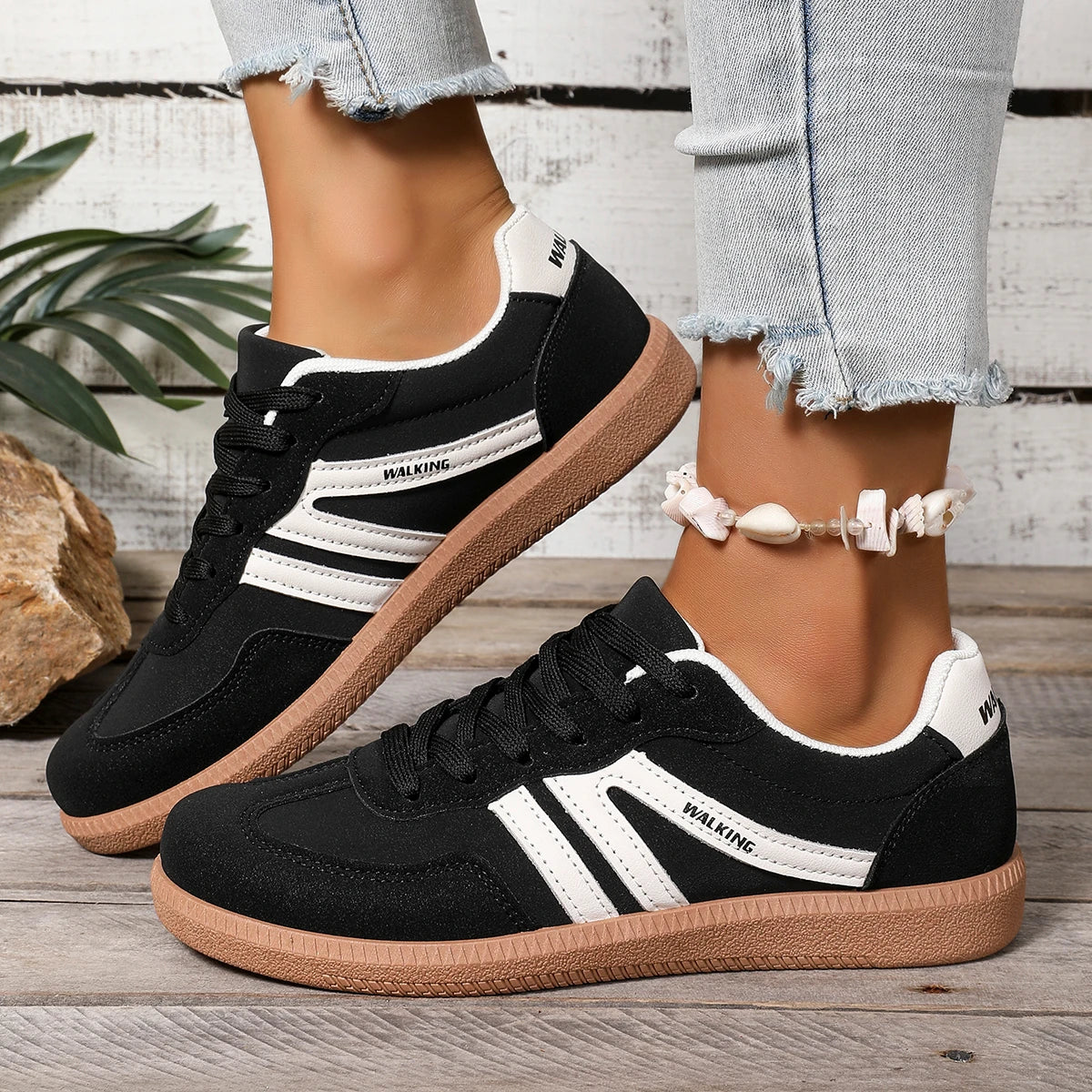 Women Sneakers 2025 Spring New Luxury Flat Loafers Comfortable Slip on Soft Female Sneakers Lightweight Outdoor Shoes for Women