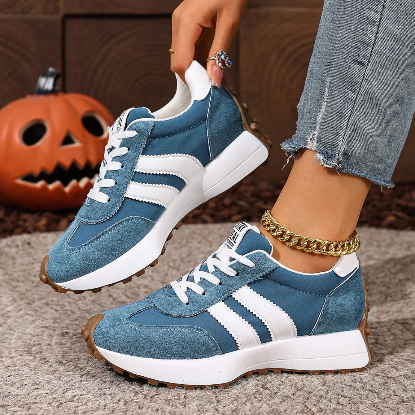 Women Sneakers Retro Spring Autumn Sneakers Women Casual Flat Bottom Round Toe Sports Shoes Fashionable Designer Shoes Women