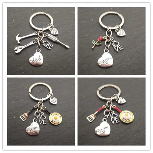 European and American Jewelry Father's Day Gift Mother's Day Gift "I LOVE MOM I LOVE DAD" Metal Keychain Key Ring Jewelry