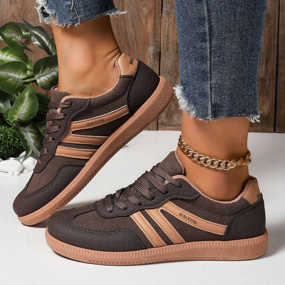 Women Sneakers 2025 Spring New Luxury Flat Loafers Comfortable Slip on Soft Female Sneakers Lightweight Outdoor Shoes for Women