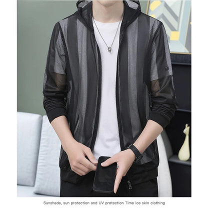 Sunscreen clothes for young people with hats and breathable jackets are a must-have for men in summer