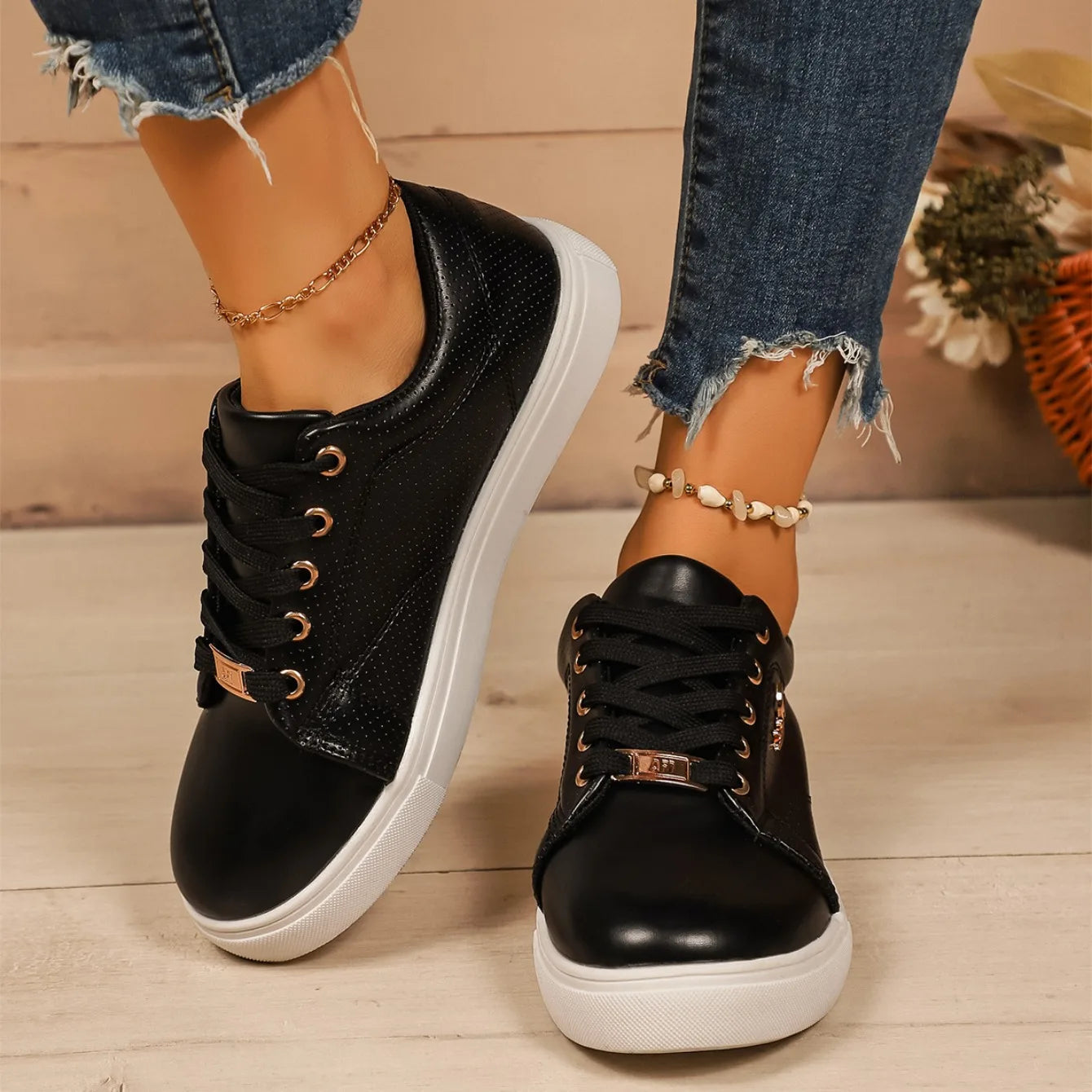 Women Sneakers Trend Soft Sole Walking Sneakers Spring Autumn Fashion Breathable Shoes Woman Comfortable Casual Sneakers Women
