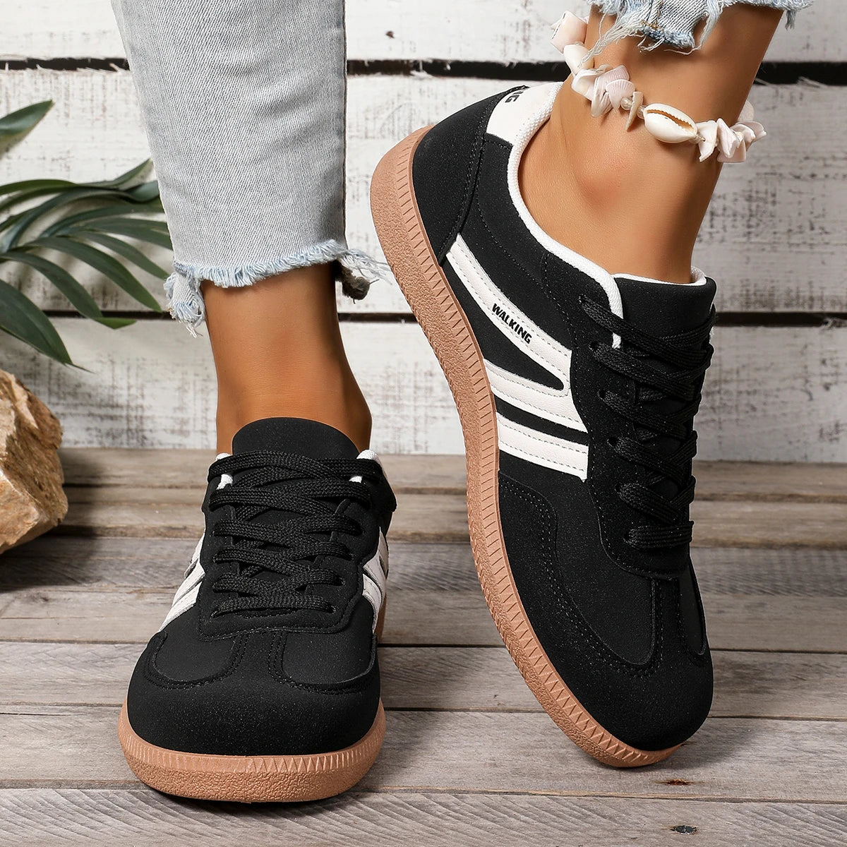 Women Sneakers 2025 Spring New Luxury Flat Loafers Comfortable Slip on Soft Female Sneakers Lightweight Outdoor Shoes for Women