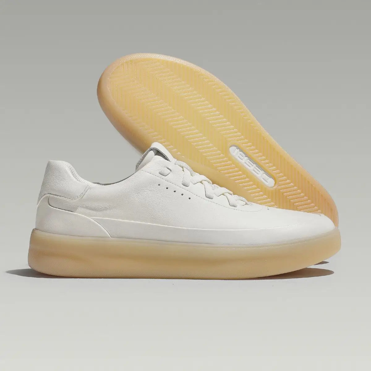 Skateboarding Sports Shoes Classic White Sneakers for Men Comfort Leather Sneakers Fashion Running Outdoor Casual Walking Shoe