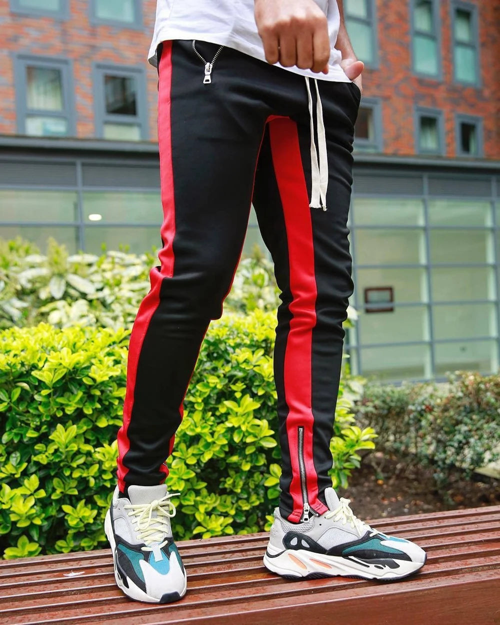 Mens Training Pants Plaid GYM Track Sweatpants Grey Joggers Breathable Stripe Fitness Male Running Sport Trousers Zipper Pockets
