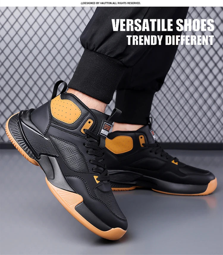 Modern Classic: Men's Lightweight Walking Sneakers with Enhanced Flexibility